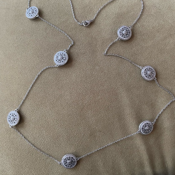 Silver Chain with Floral Discs Necklace - Picture 2 of 4